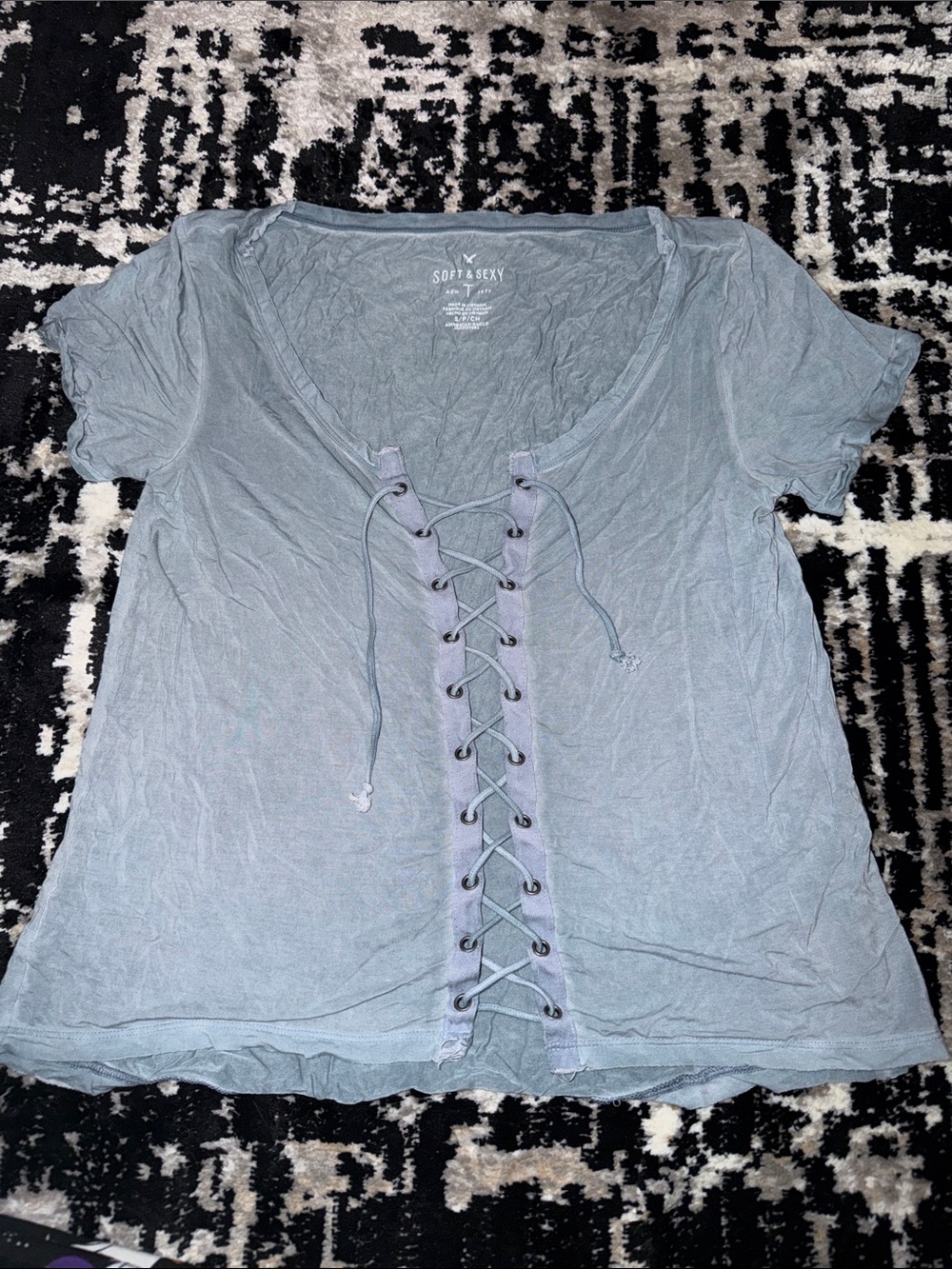 American Eagle Outfitters Lace-Up V-Neck Short Sleeve Tee in Light Blue